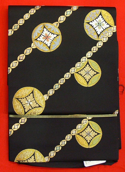 袋帯 黒 七宝紋 西陣織となみ 商品名「幽玄の美」(B8637) – 蒲田、川崎
